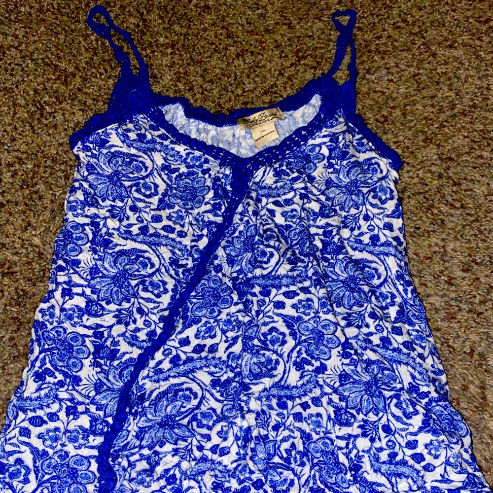 Lucky brand xs top